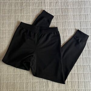 Patagonia Kids Black Baselayer Pants Leggings; great shape; size Small, 7-8
